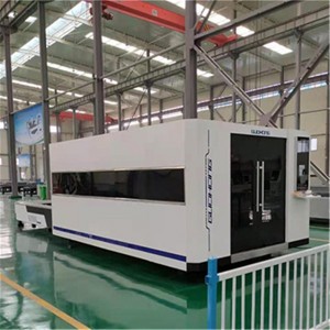 Guohong CNC Fiber Laser Cutting Machine with Protection Cover